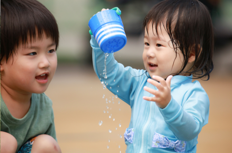 水遊び